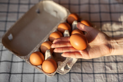 Le Capitaine extra-large brown eggs, dozen - farm-fresh brown eggs, close-up